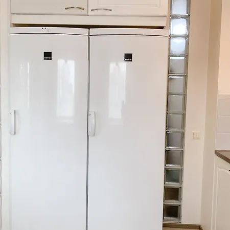 Top-floor City Escape With Sauna & Balcony In Central *